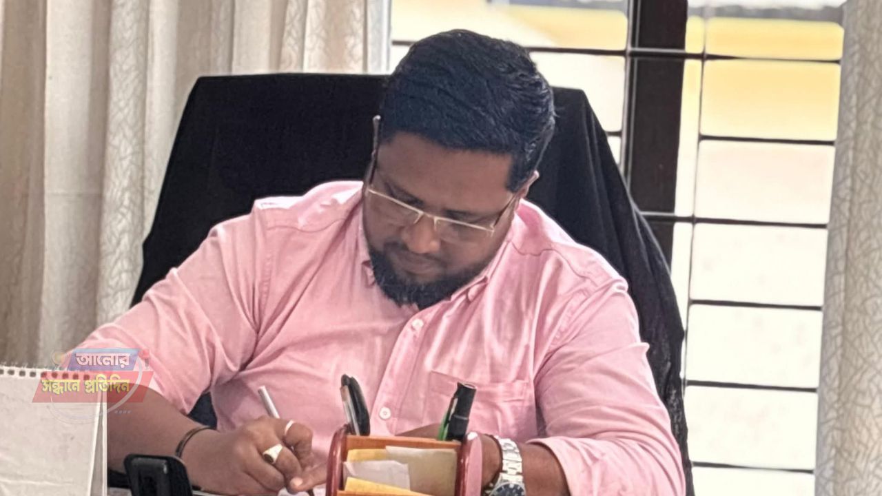 তৃণমূল থেকে উঠে আসা কবির আহমেদকে ঘিরে ষড়যন্ত্রের অভিযোগ, এলাকাজুড়ে ক্ষোভ